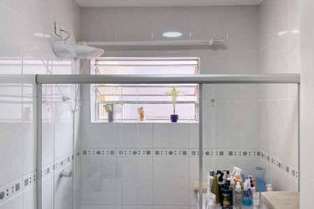 Casa à venda com 175m², 4 quartos e 2 vagasBanheiro Social