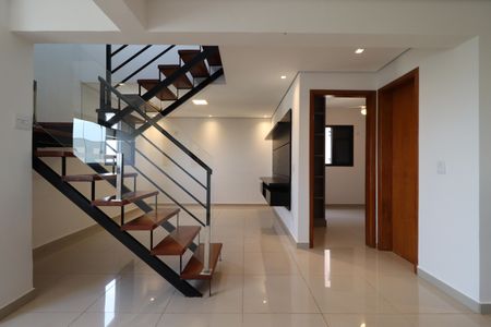 Apartamento para alugar com 140m², 2 quartos e 2 vagasSala