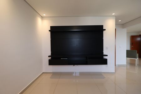 Apartamento para alugar com 140m², 2 quartos e 2 vagasSala