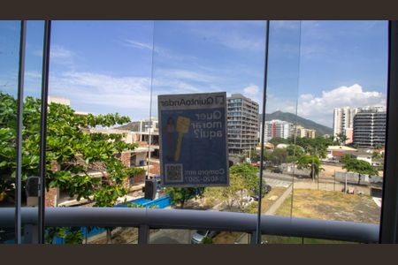 Apartamento à venda com 199m², 3 quartos e 3 vagas Apartamento à venda com 199m², 3 quartos e 3 vagasPlaquinha instalada