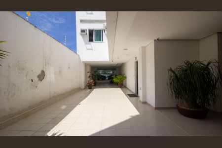 Apartamento à venda com 199m², 3 quartos e 3 vagas Apartamento à venda com 199m², 3 quartos e 3 vagasÁrea Comum