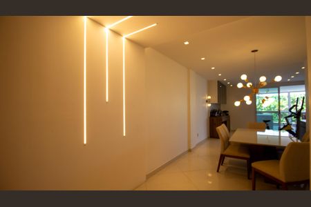 Apartamento à venda com 199m², 3 quartos e 3 vagas Apartamento à venda com 199m², 3 quartos e 3 vagasSala