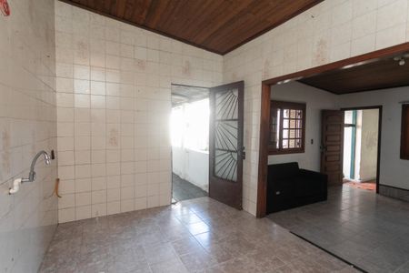 Casa à venda com 54m², 3 quartos e 2 vagas Casa à venda com 54m², 3 quartos e 2 vagasCozinha
