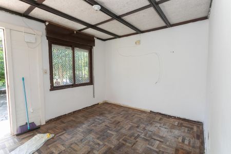 Casa à venda com 54m², 3 quartos e 2 vagas Casa à venda com 54m², 3 quartos e 2 vagasSala