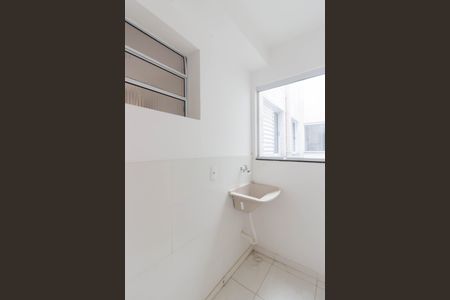 Apartamento para alugar com 45m², 2 quartos e sem vaga Apartamento para alugar com 45m², 2 quartos e sem vagaÁrea de Serviço