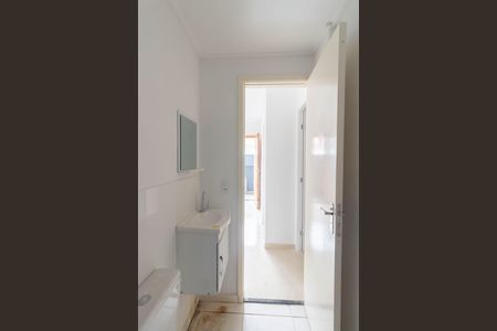 Apartamento para alugar com 45m², 2 quartos e sem vaga Apartamento para alugar com 45m², 2 quartos e sem vagaBanheiro