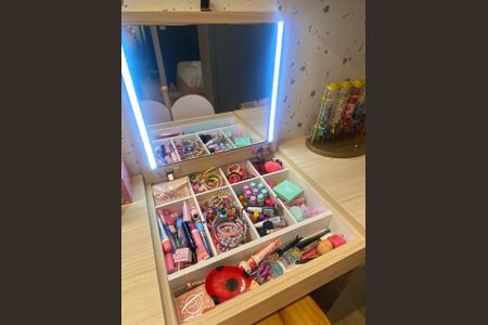 Apartamento à venda com 100m², 3 quartos e 2 vagasQuarto 2