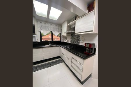 Apartamento à venda com 100m², 3 quartos e 2 vagasCozinha