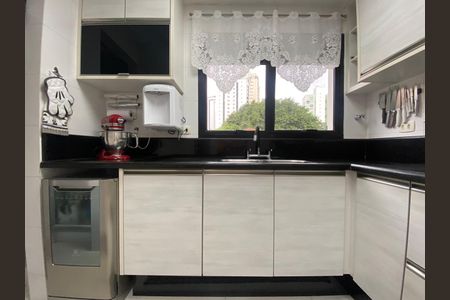 Apartamento à venda com 100m², 3 quartos e 2 vagasCozinha