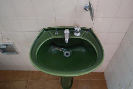 Casa à venda com 320m², 4 quartos e 2 vagasEdícula - Banheiro