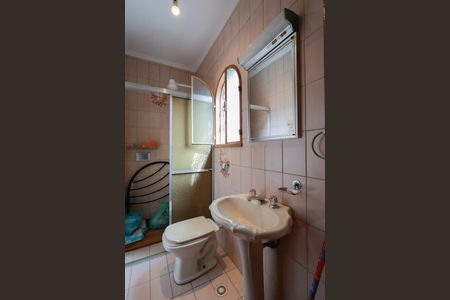 Casa à venda com 320m², 4 quartos e 2 vagasBanheiro da Suíte 1