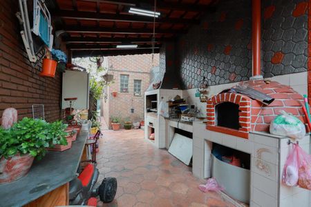 Casa à venda com 320m², 4 quartos e 2 vagasÁrea de lazer