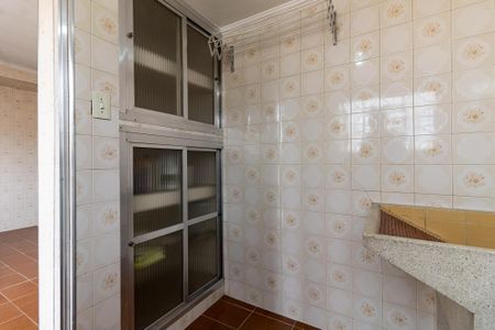 Casa à venda com 209m², 4 quartos e 1 vagaLavanderia