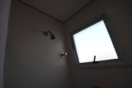 Casa de condomínio para alugar com 100m², 2 quartos e 2 vagasBanheiro 1