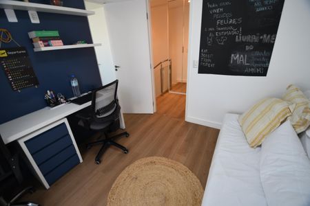 Casa de condomínio para alugar com 100m², 2 quartos e 2 vagasQuarto 1 Suíte