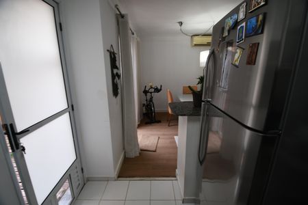 Casa de condomínio para alugar com 100m², 2 quartos e 2 vagasCozinha