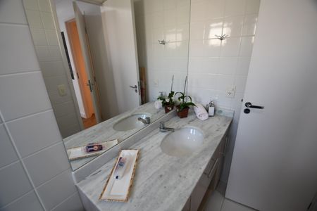 Casa de condomínio para alugar com 100m², 2 quartos e 2 vagasBanheiro 2