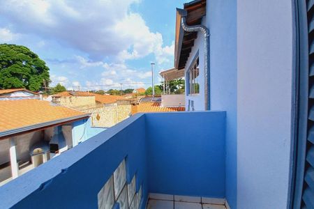 Casa para alugar com 200m², 3 quartos e 2 vagas Casa para alugar com 200m², 3 quartos e 2 vagasVaranda do Sótão