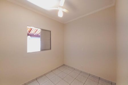 Casa para alugar com 200m², 3 quartos e 2 vagas Casa para alugar com 200m², 3 quartos e 2 vagasQuarto 1