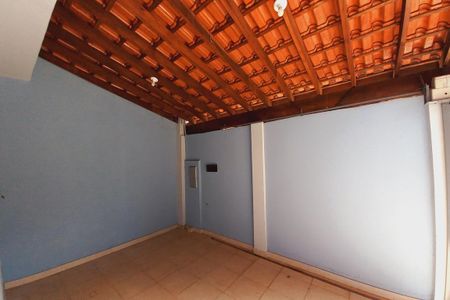 Casa para alugar com 200m², 3 quartos e 2 vagas Casa para alugar com 200m², 3 quartos e 2 vagasVista do Quarto 1