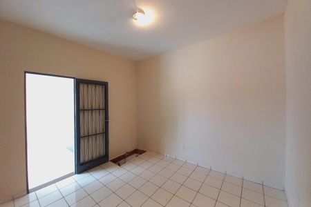 Casa para alugar com 200m², 3 quartos e 2 vagas Casa para alugar com 200m², 3 quartos e 2 vagasSótão - Quarto