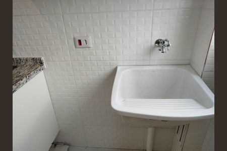 Apartamento à venda com 64m², 2 quartos e sem vaga Apartamento à venda com 64m², 2 quartos e sem vagaÁrea de Serviço