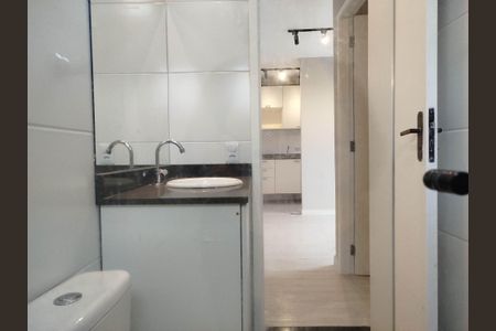 Apartamento à venda com 64m², 2 quartos e sem vaga Apartamento à venda com 64m², 2 quartos e sem vagaBanheiro Social