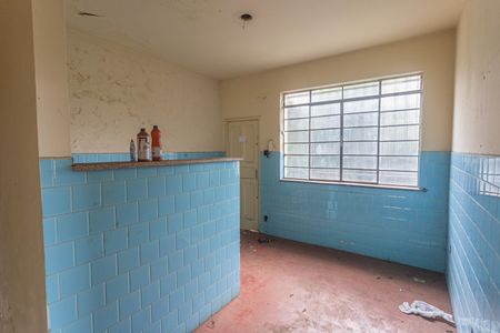 Casa à venda com 400m², 3 quartos e 4 vagasCopa