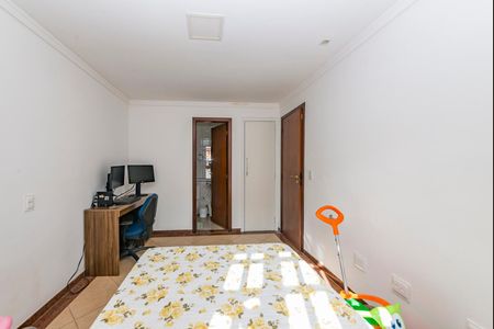 Apartamento para alugar com 230m², 4 quartos e 2 vagasSuíte 2