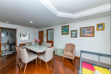 Apartamento para alugar com 230m², 4 quartos e 2 vagasSala 1