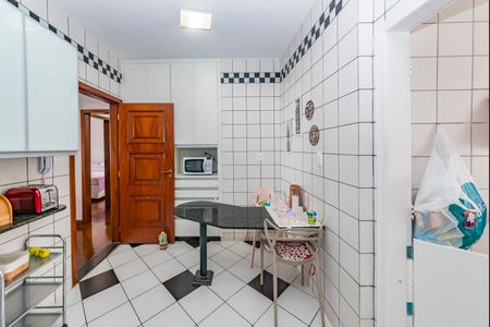 Apartamento para alugar com 230m², 4 quartos e 2 vagasCozinha