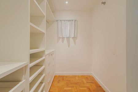 Apartamento para alugar com 95m², 2 quartos e 1 vagaCloset da suíte