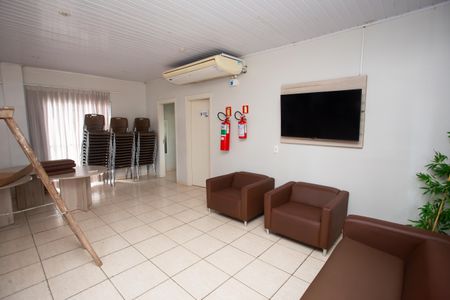 Apartamento à venda com 44m², 2 quartos e 1 vaga Apartamento à venda com 44m², 2 quartos e 1 vagaÁrea comum - Salão de festas