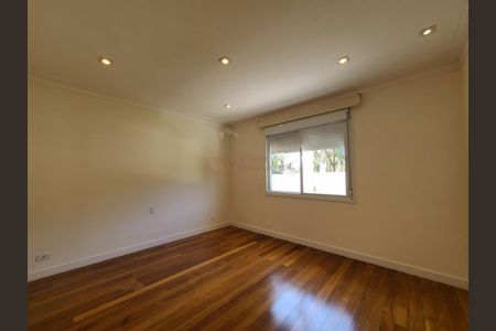 Casa à venda com 456m², 4 quartos e 6 vagas