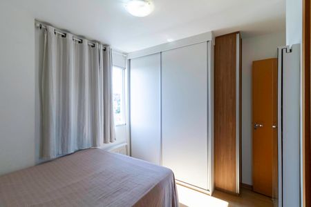Apartamento à venda com 62m², 2 quartos e 1 vagaSuíte
