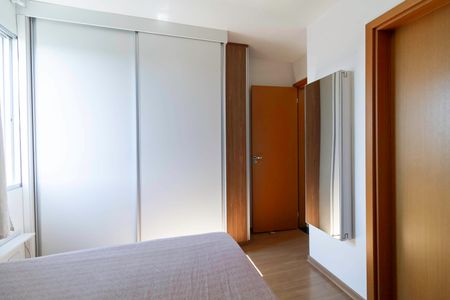 Apartamento à venda com 62m², 2 quartos e 1 vagaSuíte