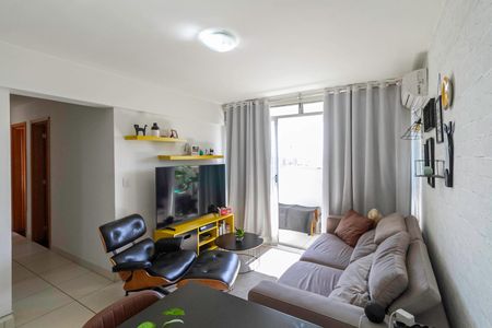 Apartamento à venda com 62m², 2 quartos e 1 vagaSala