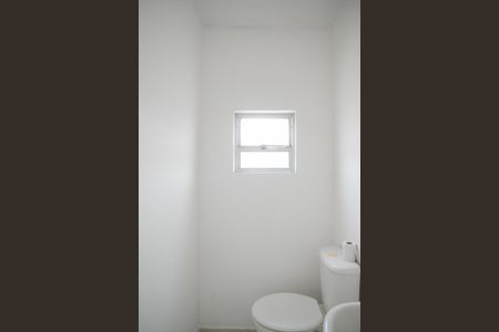 Casa à venda com 120m², 4 quartos e sem vagaBanheiro de serviço