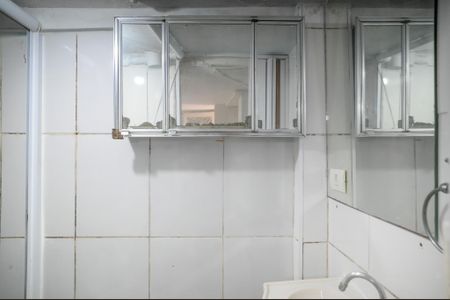 Casa à venda com 120m², 4 quartos e sem vagaBanheiro da Edícula