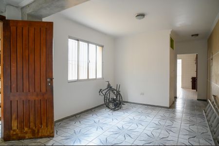 Casa à venda com 120m², 4 quartos e sem vagaSala