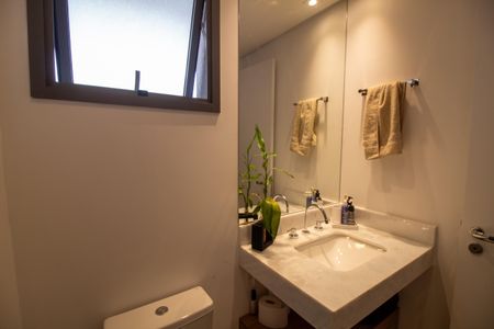 Apartamento à venda com 131m², 3 quartos e 2 vagasBanheiro da Suíte 1