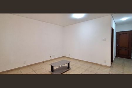 Casa à venda com 115m², 2 quartos e 1 vaga Casa à venda com 115m², 2 quartos e 1 vagaSala