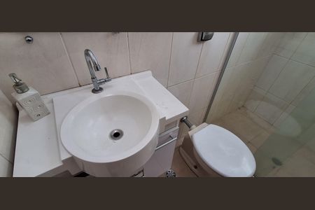 Casa à venda com 115m², 2 quartos e 1 vaga Casa à venda com 115m², 2 quartos e 1 vagaBanheiro Social