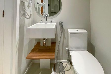 Studio para alugar com 24m², 1 quarto e sem vaga Studio para alugar com 24m², 1 quarto e sem vagaBanheiro