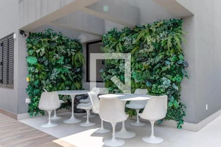 Apartamento para alugar com 38m², 2 quartos e sem vaga Apartamento para alugar com 38m², 2 quartos e sem vagaÁrea comum - Piscina