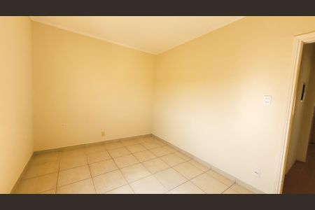 Casa à venda com 200m², 5 quartos e 2 vagasQuarto 2