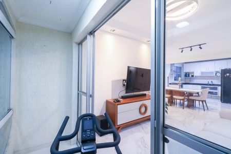 Apartamento à venda com 97m², 3 quartos e 1 vaga Apartamento à venda com 97m², 3 quartos e 1 vagaVaranda