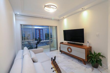 Apartamento à venda com 97m², 3 quartos e 1 vaga Apartamento à venda com 97m², 3 quartos e 1 vagaSala