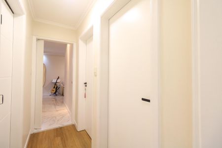 Apartamento à venda com 97m², 3 quartos e 1 vaga Apartamento à venda com 97m², 3 quartos e 1 vagaCorredor