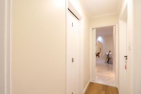 Apartamento à venda com 97m², 3 quartos e 1 vaga Apartamento à venda com 97m², 3 quartos e 1 vagaCorredor